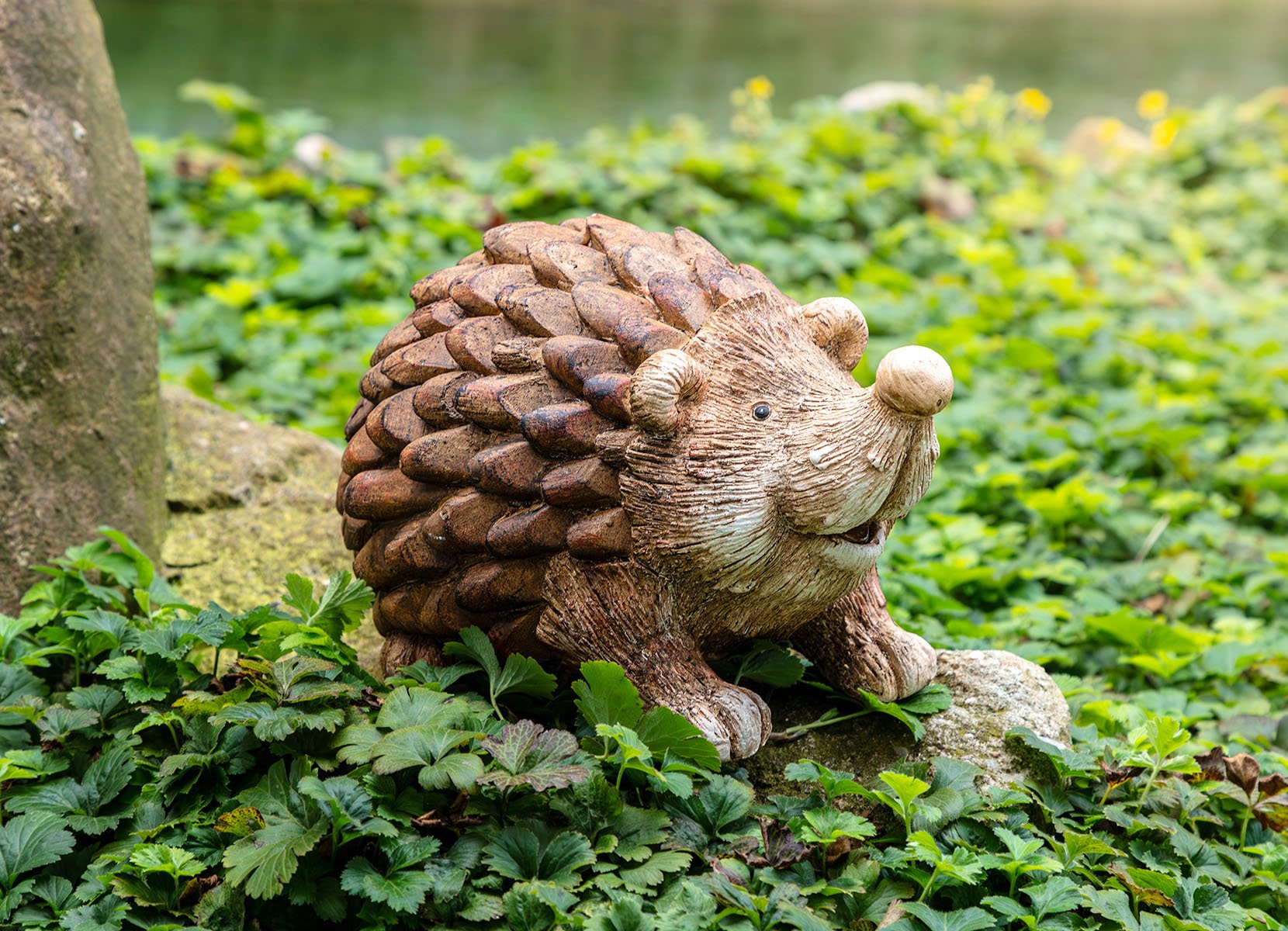 Dekofigur Igel in Holzoptik 21x33cm